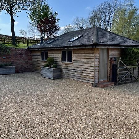 BugbrookeThe Old Stable公寓 外观 照片